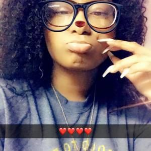 Meet your Posher, Devina